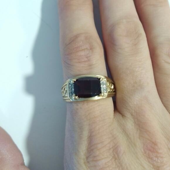 Vintage 10K Yellow Gold Emerald Cut Rhodolite Garnet Diamond Ladies Ring 10.25 - Picture 1 of 9